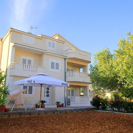 Kiwi Apartamento *