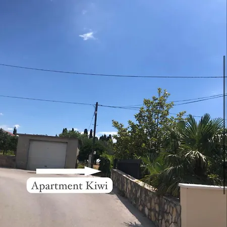 Kiwi Apartamento Trogir