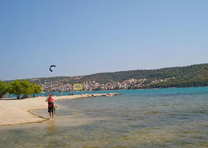 Apartment Kiwi Trogir