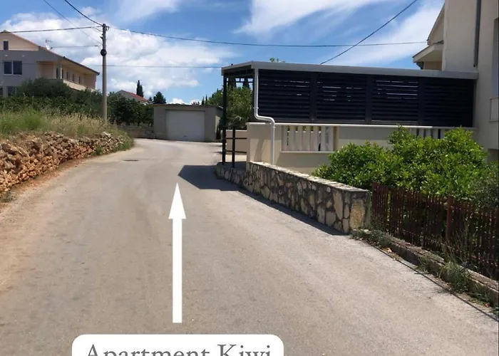 Kiwi * Trogir